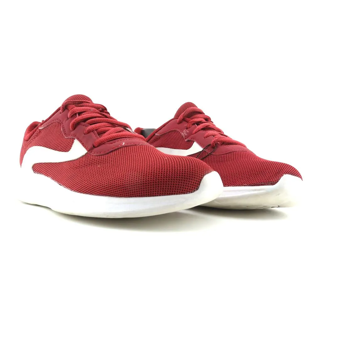 Running Shoes Vs Sneakers ATHLETIC WORKS MEMORY FOAM