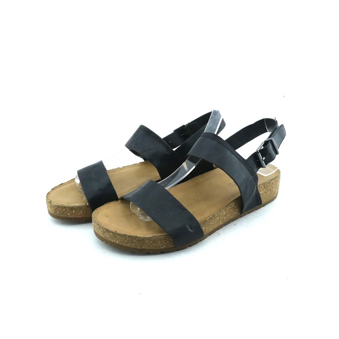 MERRY SCOTT . 2 Inch Sandals 2025