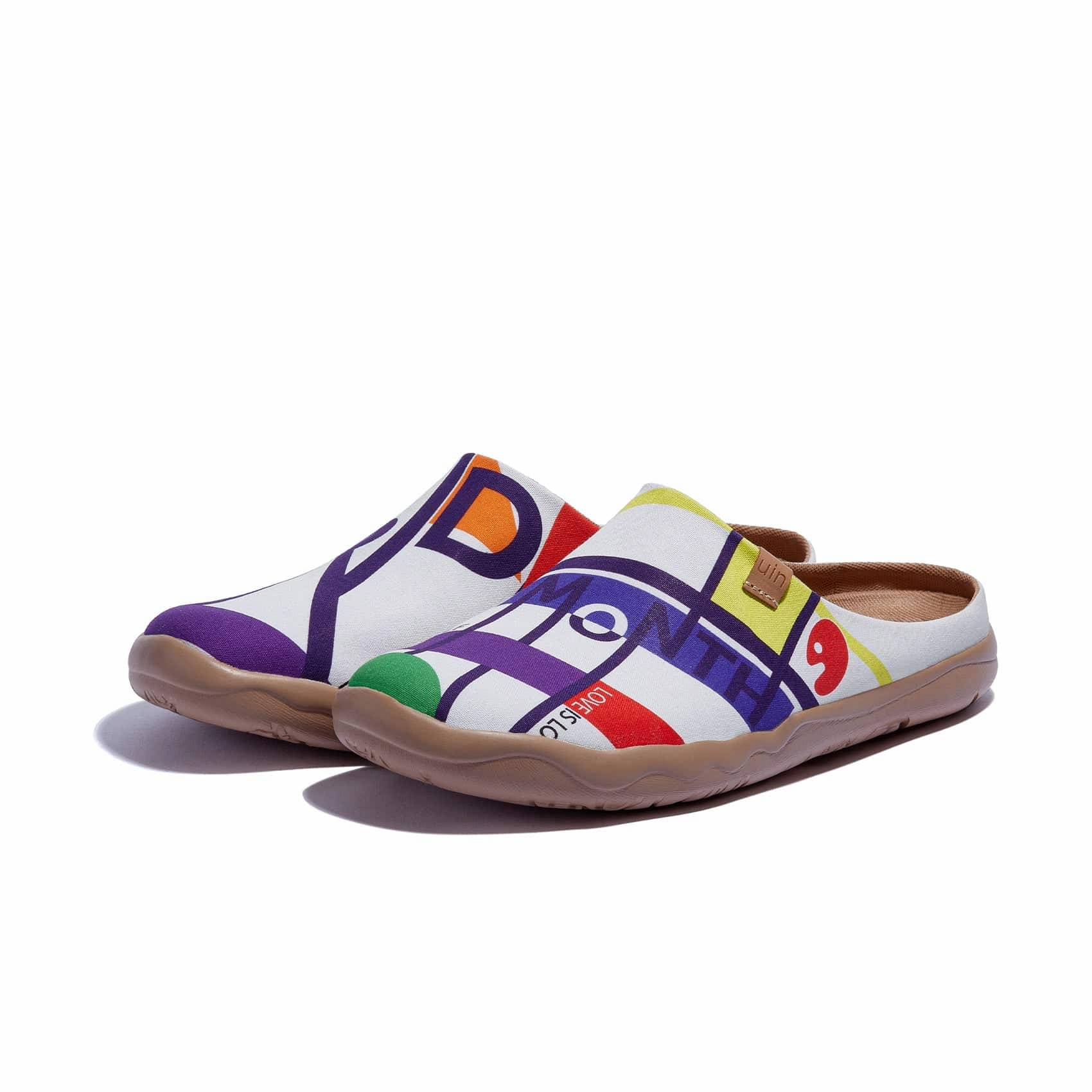 Contemporary Casual Shoes Proud of Love Malaga Women