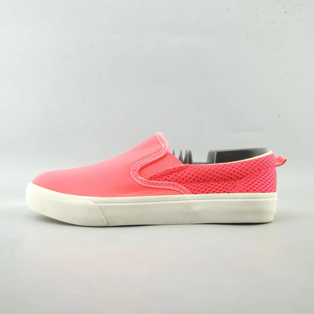 Slippers Nightmare Before Christmas OLD NAVY .