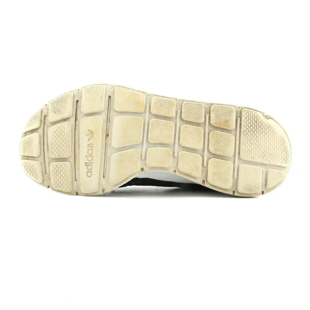 ADIDAS SWIFT RUN Adidas Non Slip Shoes