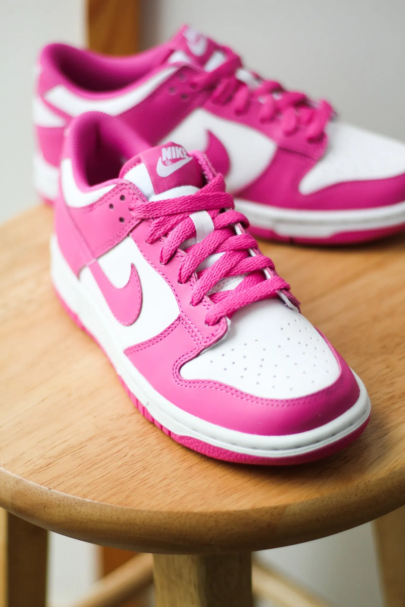 DUNK LOW (GS) "ACTIVE FUSCHIA" Nike Gp Pro Pickleball Shoes