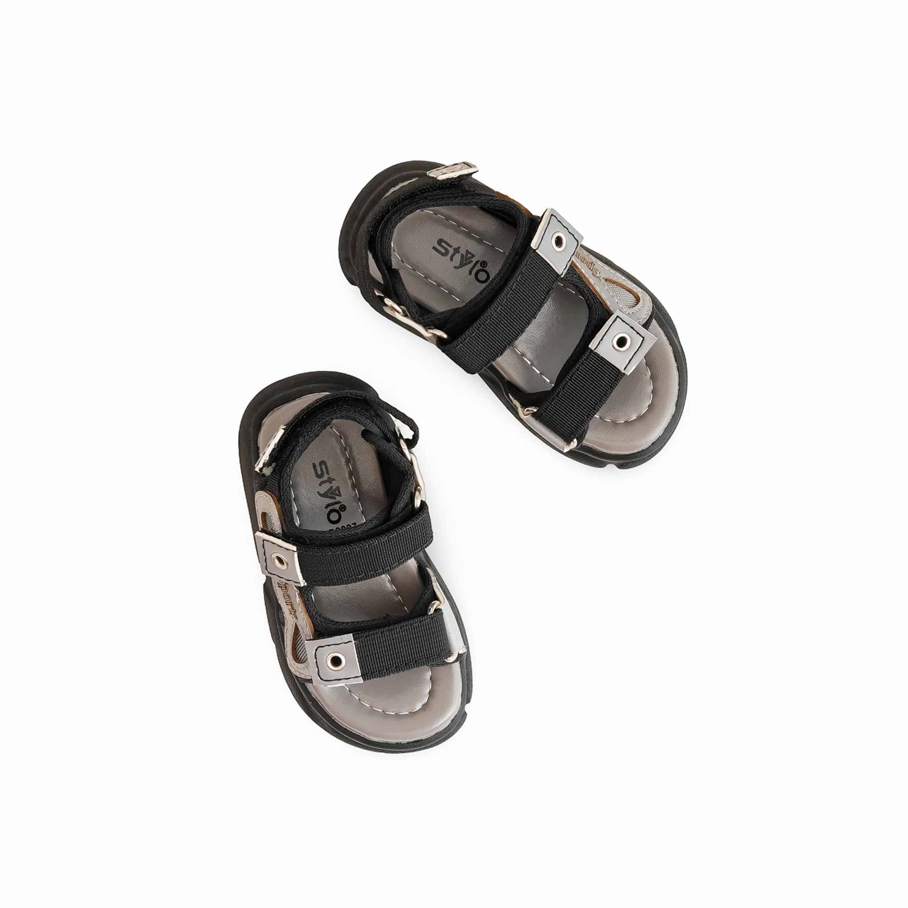 Road Running With Trail Shoes Boys Black Casual Sandal KD9997