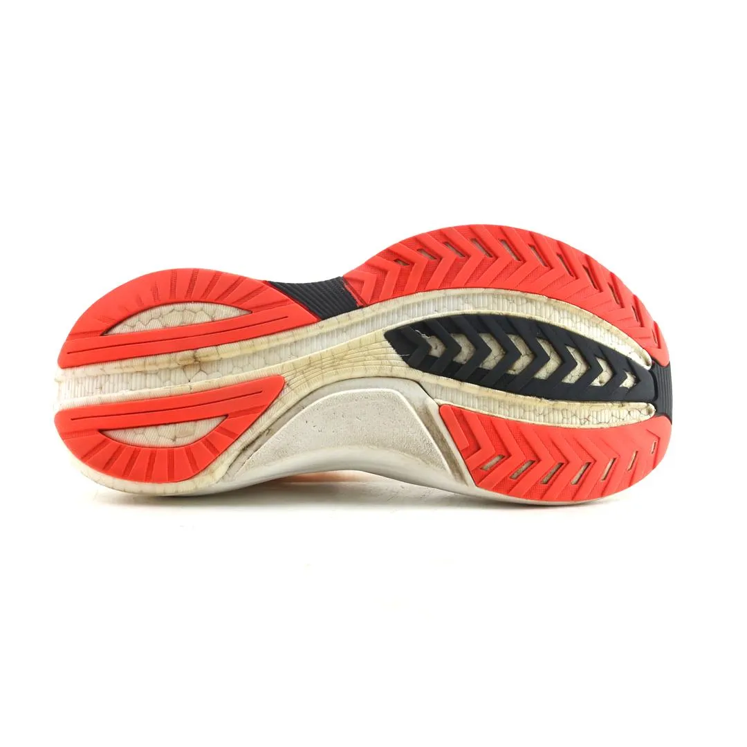 SAUCONY TEMPUS Wide Toe Box Running Shoes