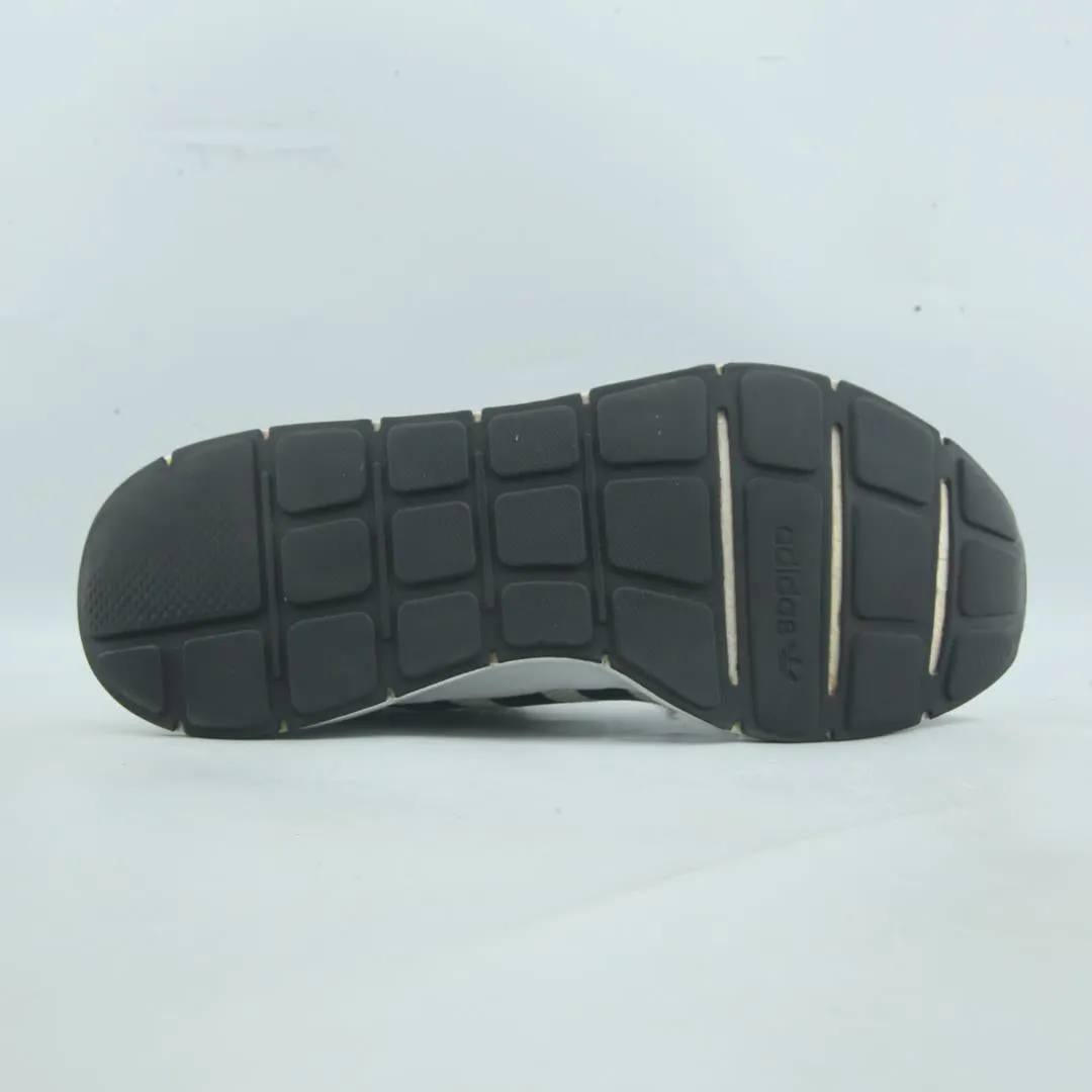 ADIDAS  SWIFT RUN X Trail Runner Vs Shoe