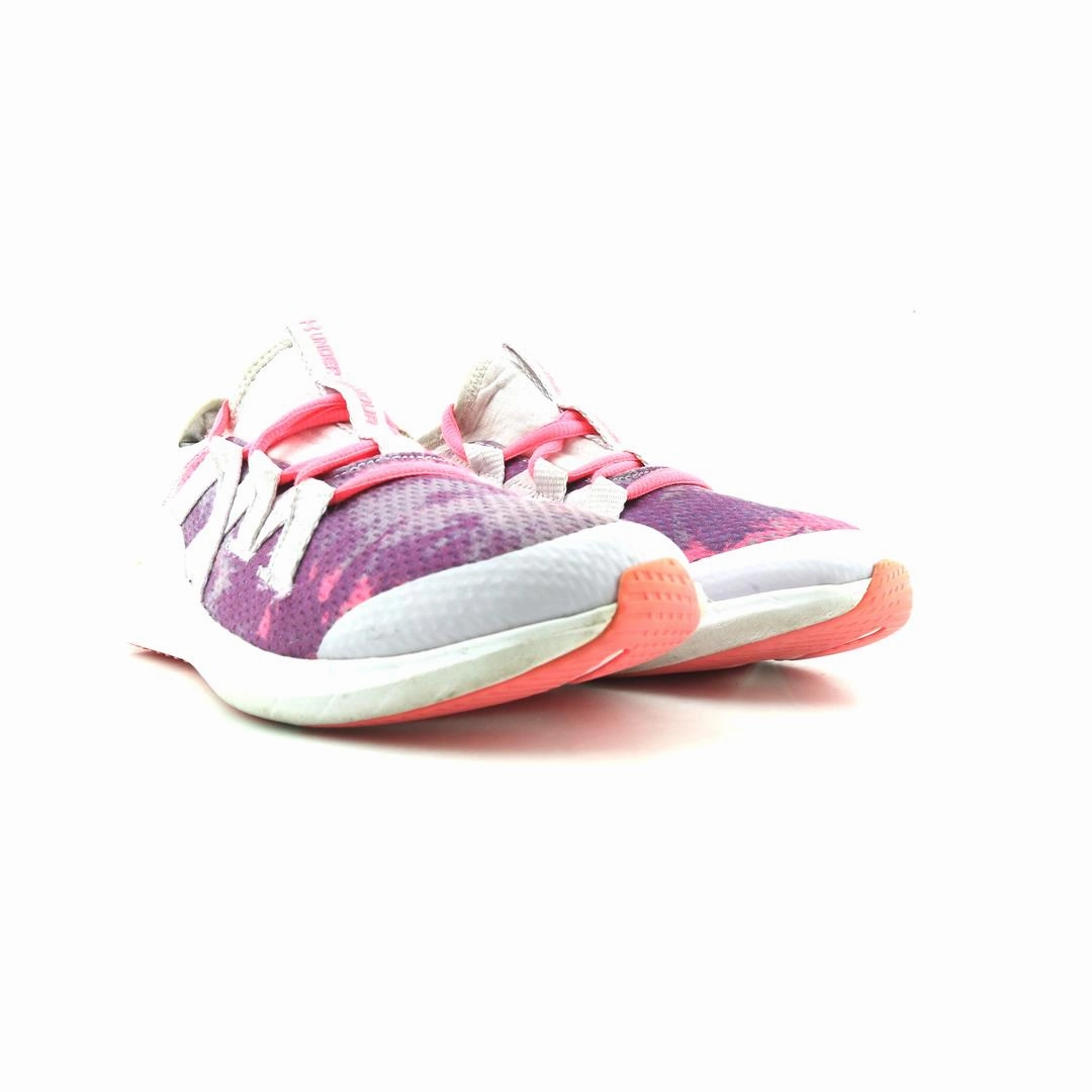 Classic Running Shoes UNDER ARMOUR  INFINITY 3