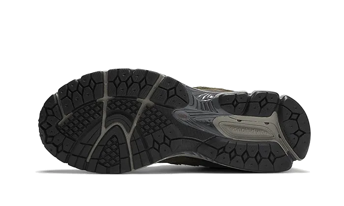 New Balance Men's Caravan Mid-moc V2 Slipper New Balance 2002R Protection Pack Dark Moss