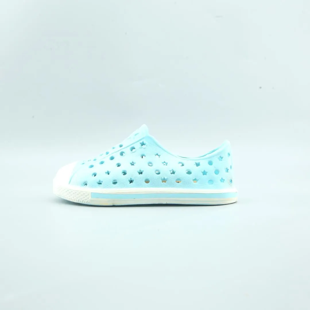 Tennis Shoes For Wider Feet AMERICAN BRAND .