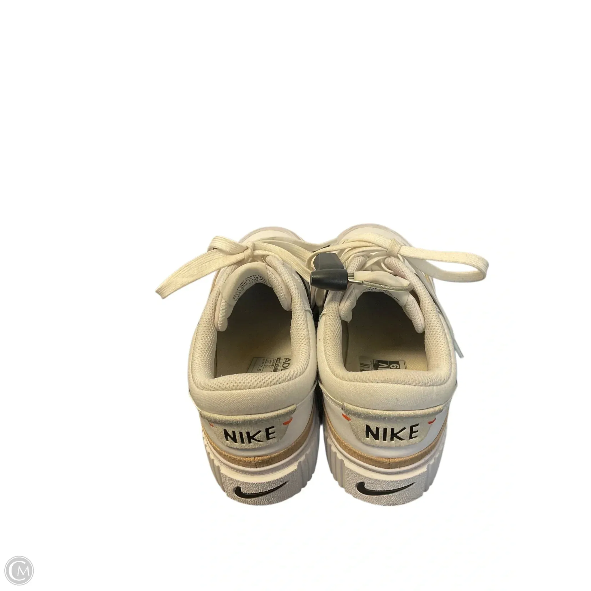 Shoes Athletic By Nike In White, Size: 7.5 Stitch Nike Shoes