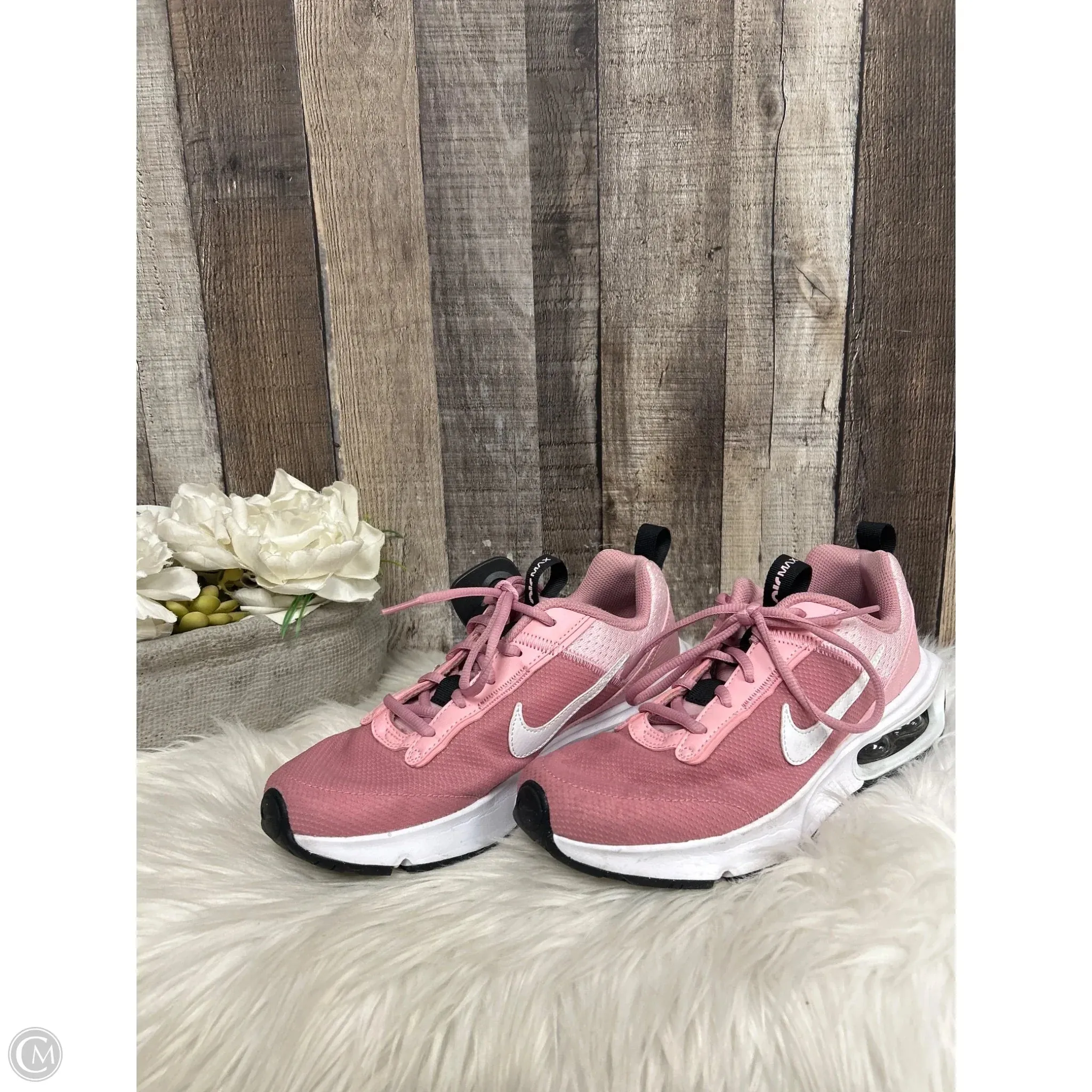 Huarache Nike Tennis Shoes Shoes Athletic By Nike In Pink, Size: 6