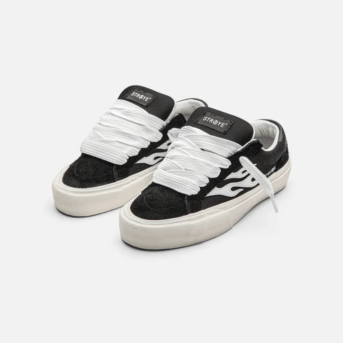 For Feet Bulky Skate STRAYE LOGAN PUFF BLACK 'LA FLAME'