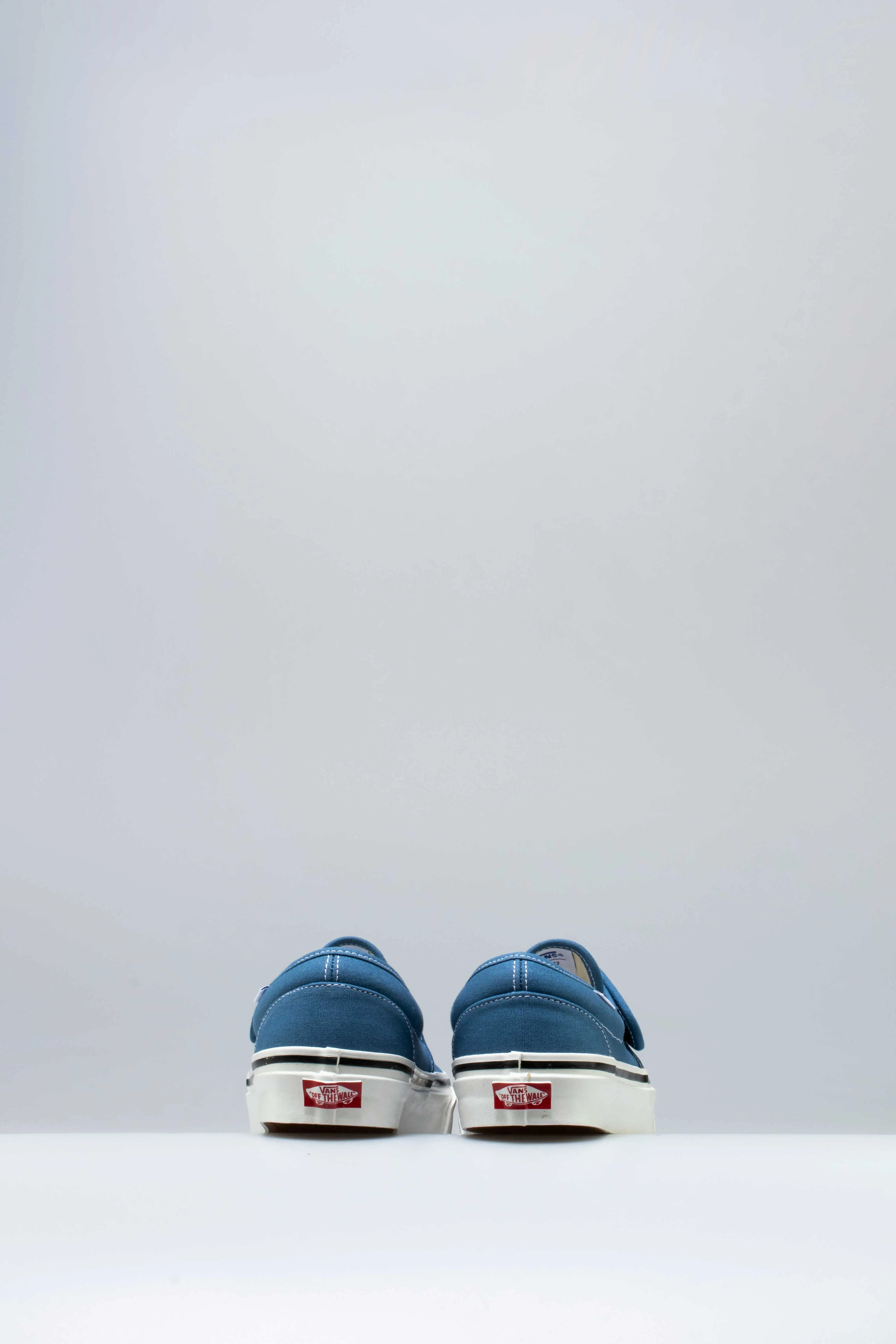 Anaheim Factory Slip On 47 V DX  Mens Shoe - Navy/White Reinforced Skate