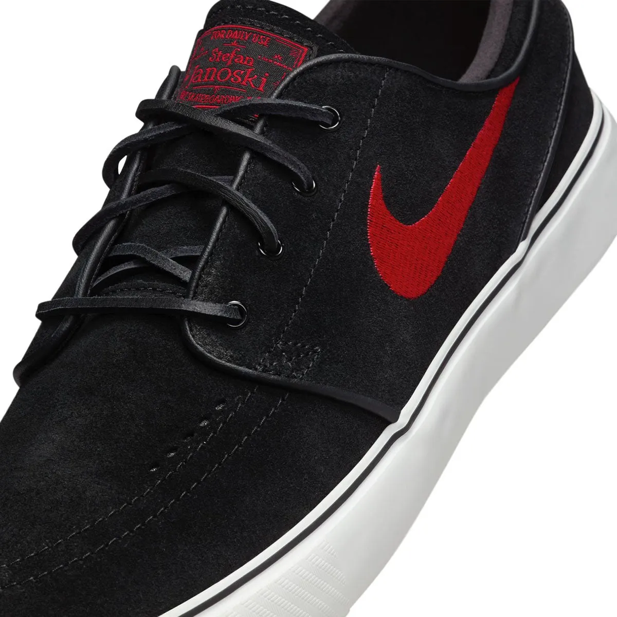 Skate Shoes 2002 SB Zoom Janoski OG  'Black University Red'
