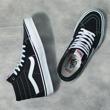 Canvas Vs Suede Skate Shoes Vans Skate Sk8-Hi Shoes