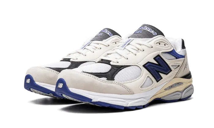 New Balance 990V3 - Made In USA Cream Blue New Balance Womens Brown