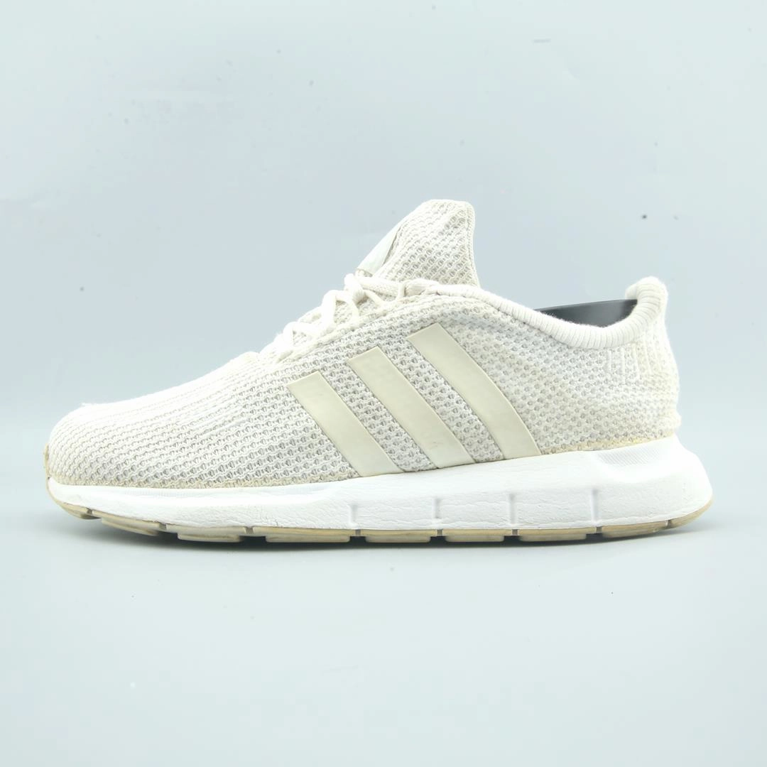 ADIDAS SWIFT RUN Ua Shoes Running