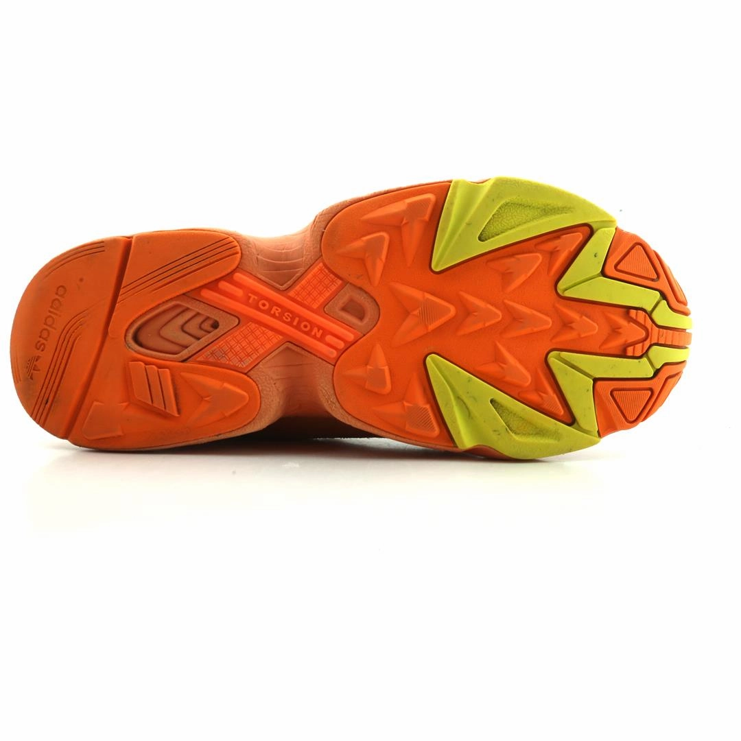 Casual Shoes For The Office ADIDAS YUNG-1 HI-RES