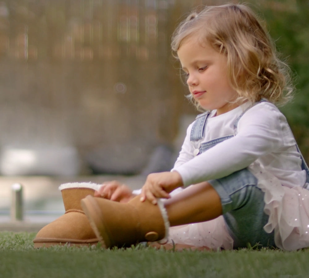 Ugg Boots Nolan Kids Mini Button Chelsea Waterproof Rain Boot