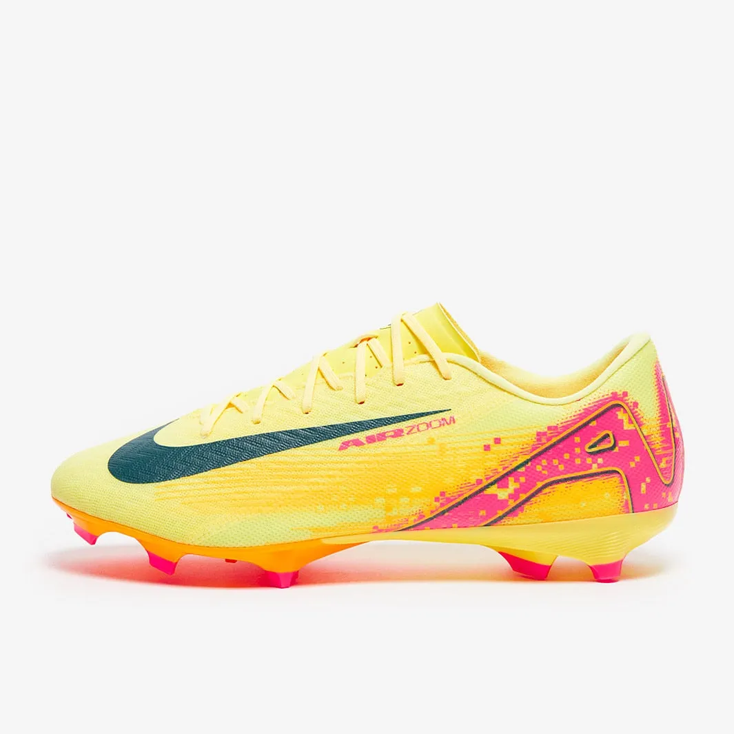 Shop Soccer Cleats Nike Air Zoom Mercurial Vapor 16 Academy x Mbappe FG/MG