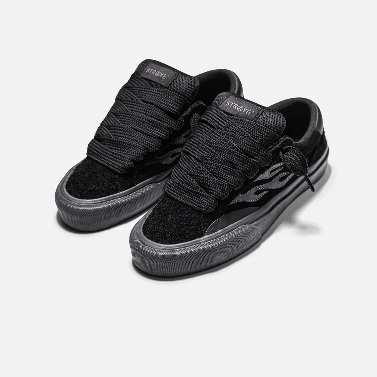 STRAYE LOGAN PUFF BLACKOUT 'LA FLAME' Shop Ice Skate