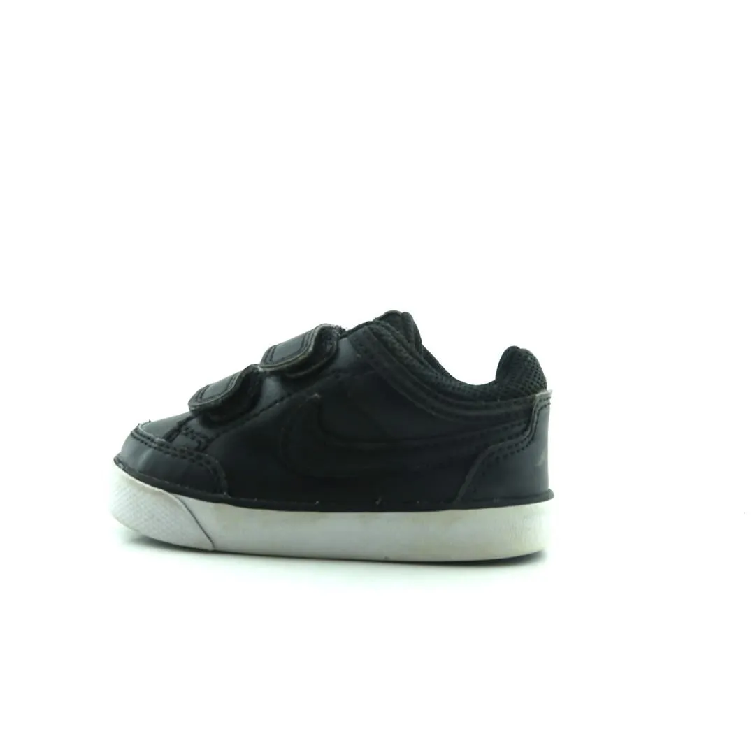 NIKE  CAPRI 3 Laceless Nike Shoes