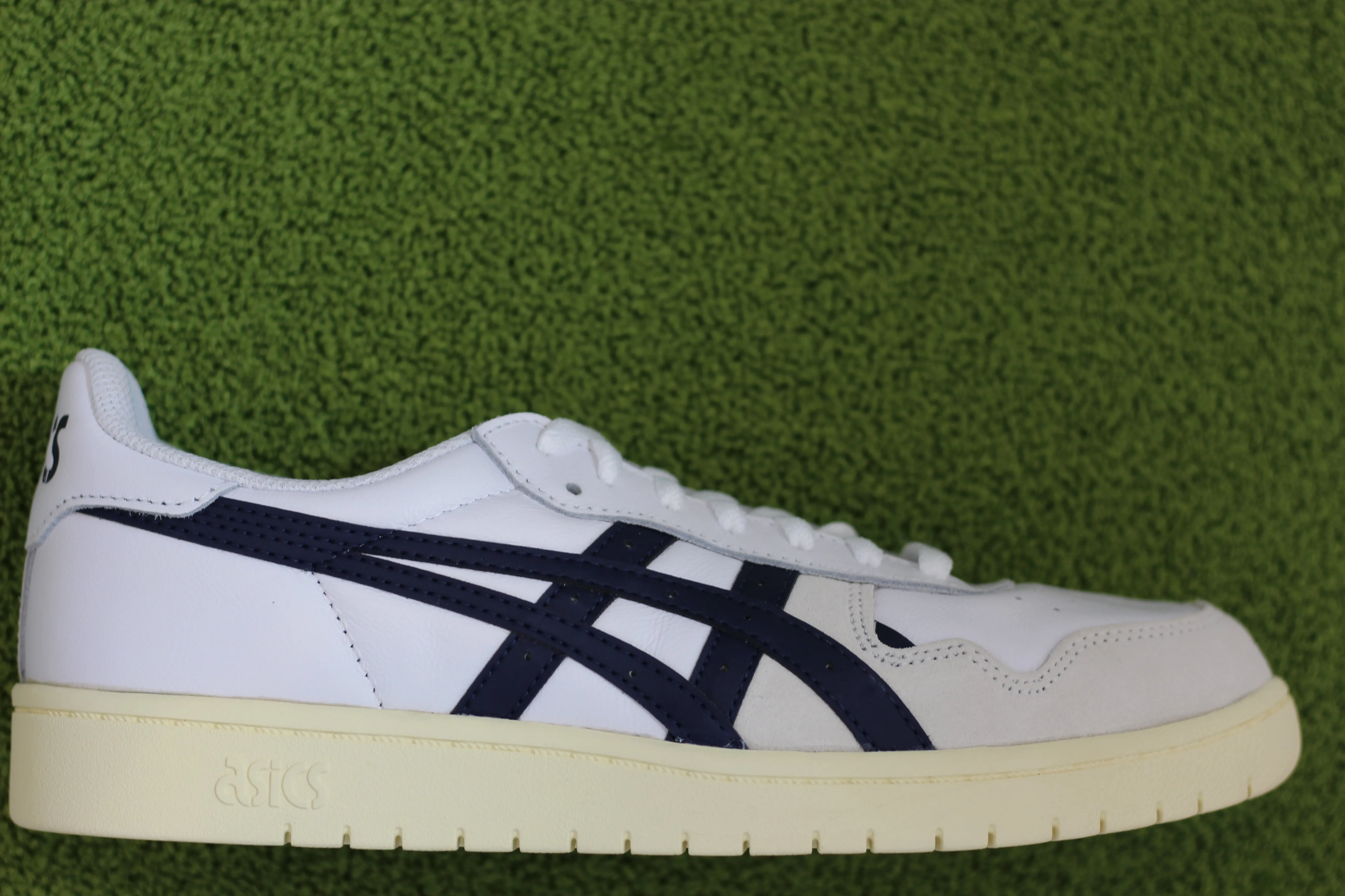 Unisex Japan S Sneaker - White/Midnight Asics Midfoot Strike Running Shoes