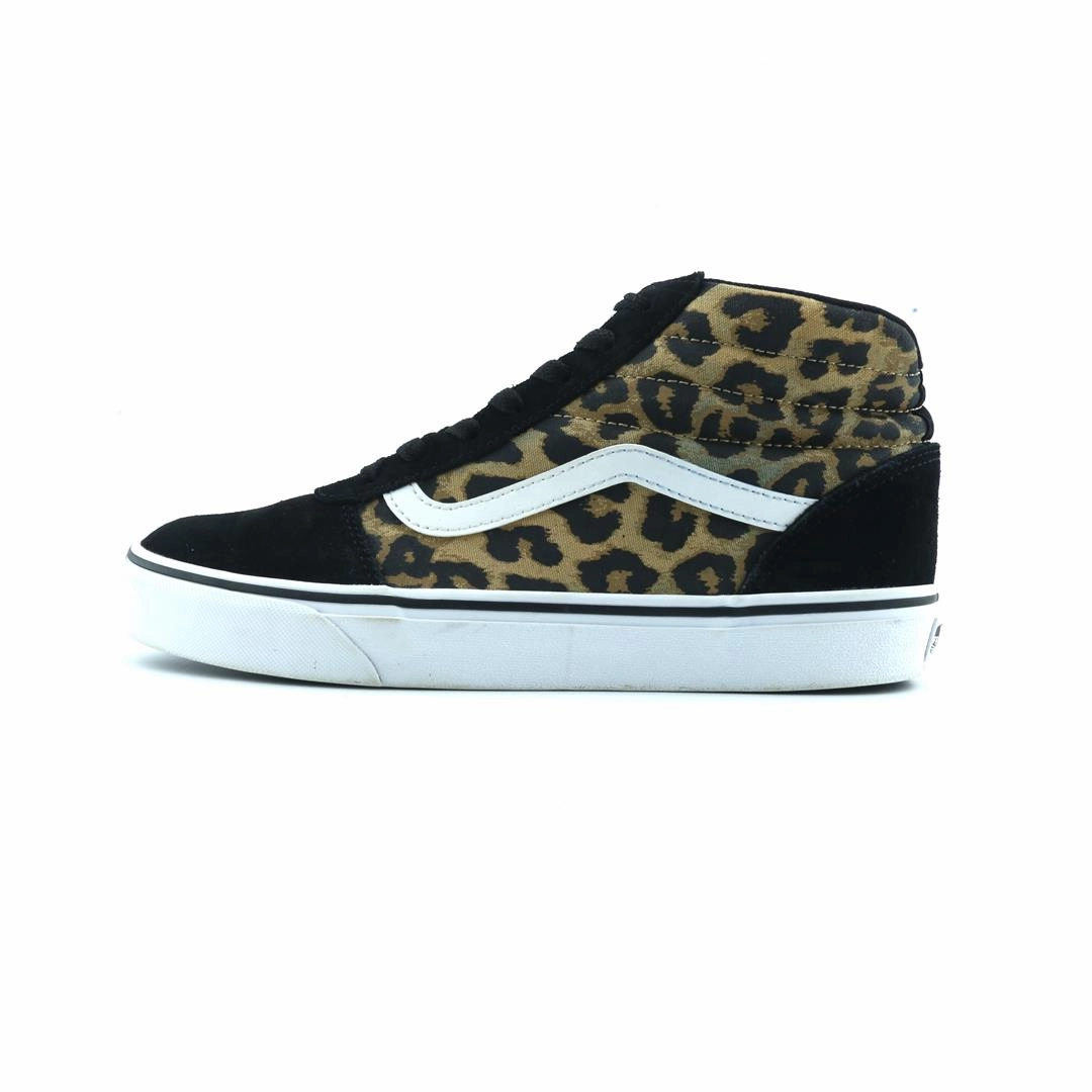 Business Casual Leather Shoes VANS SK8-HI