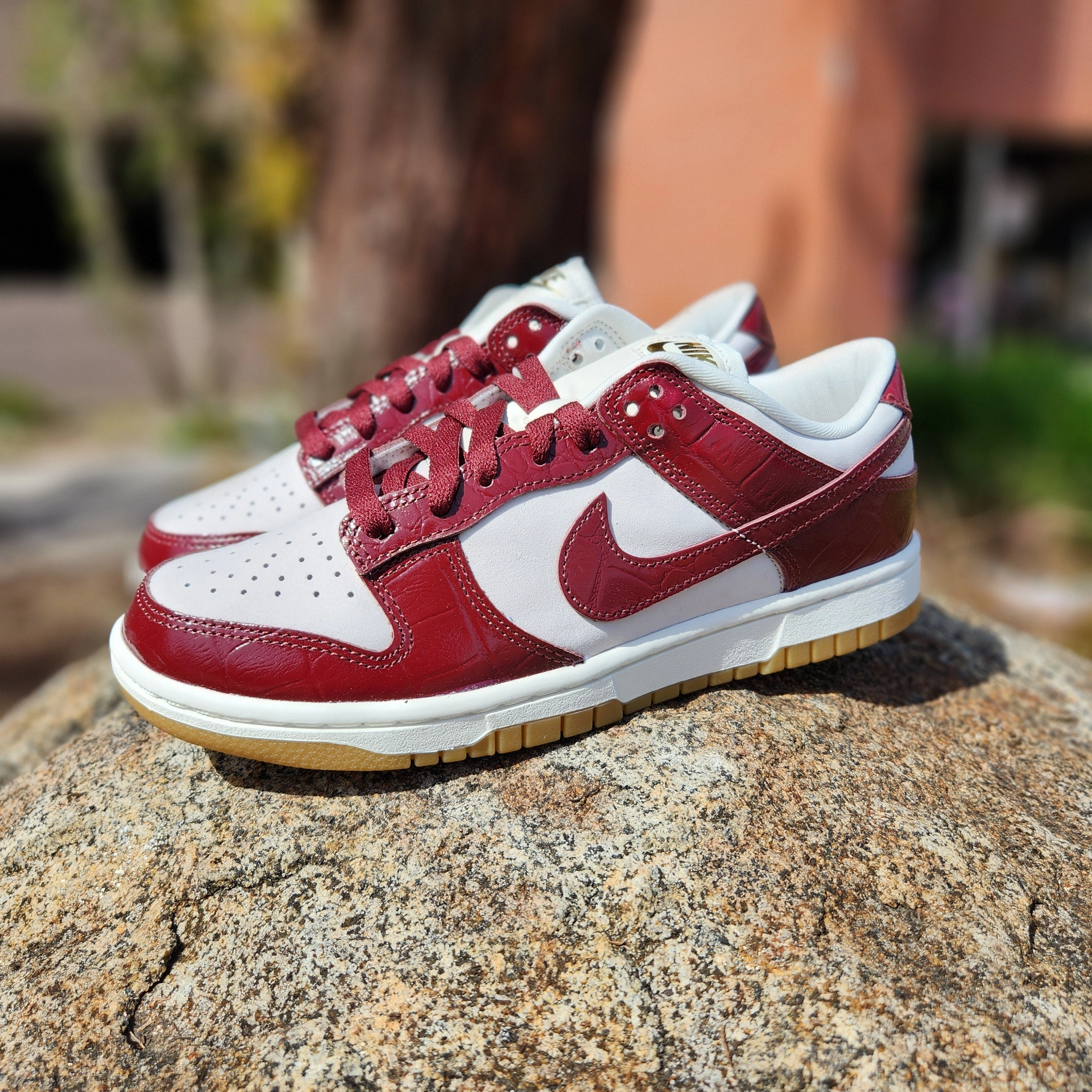 Nike Air Max 90 Casual Shoes W Nike Dunk Low LX