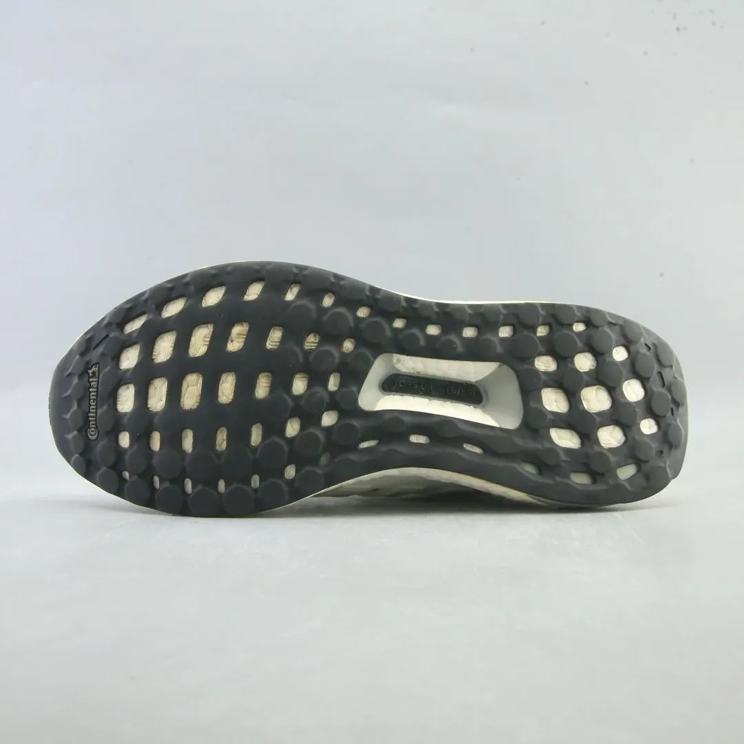 Nyc Running Shoe Store Gait Analysis Berlin Marathon Training ADIDAS  ULTRA BOOST 4.0