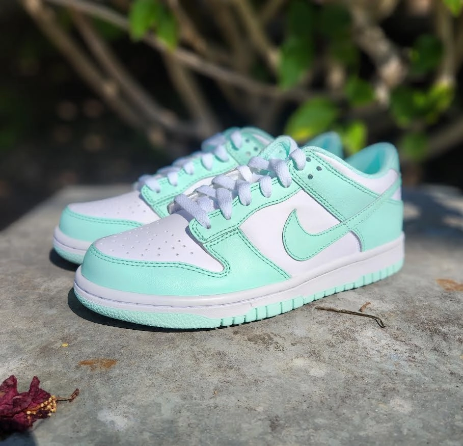 Nike Dunk Low GS 'MINT' Nike Air Max Back To The Future Shoes
