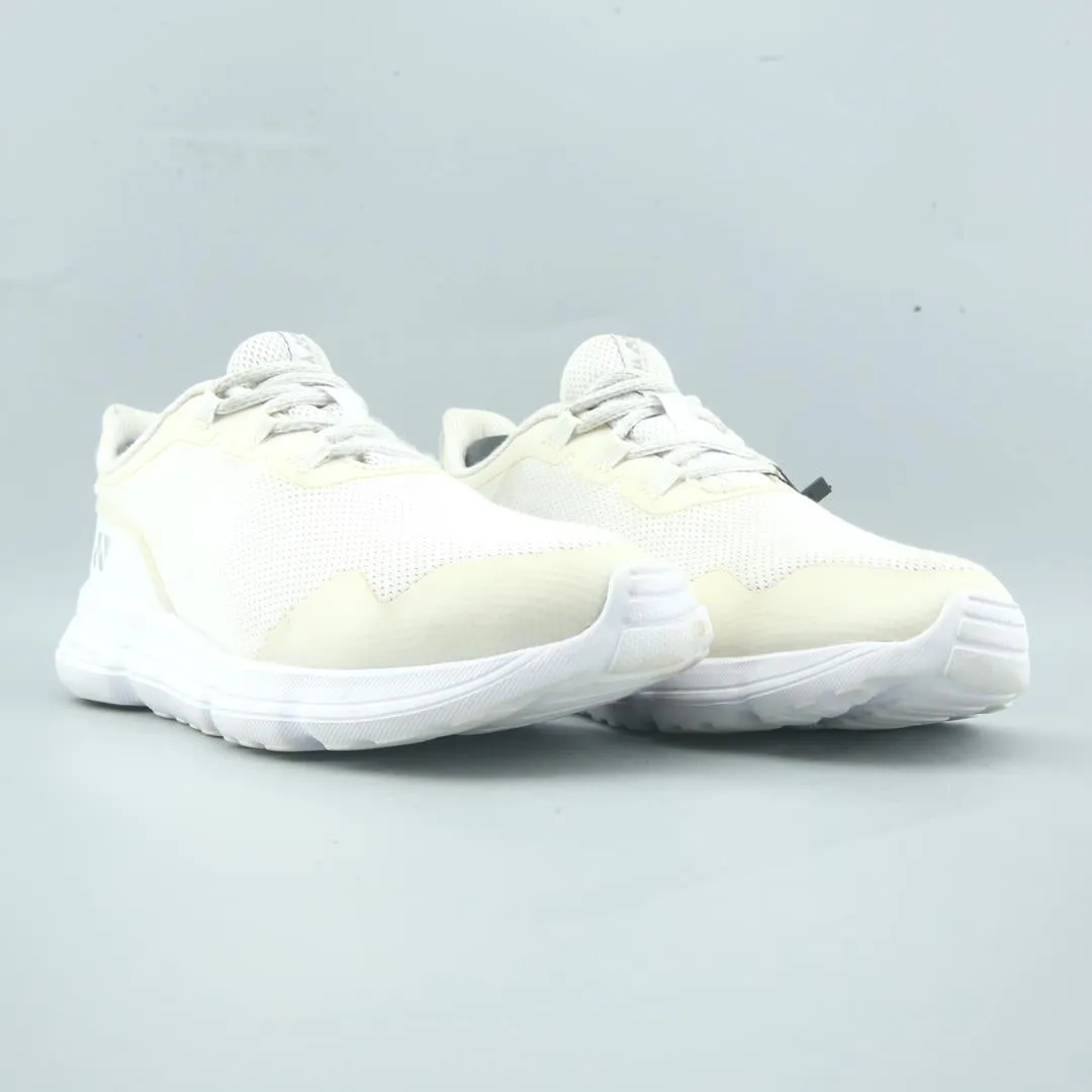 YONEX . Best Long Distance Running Shoes